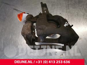 Opel Movano Remklauw (Tang) links-achter O183573 foto 2