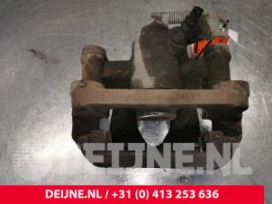 Opel Movano Remklauw (Tang) links-achter O183573 foto 3