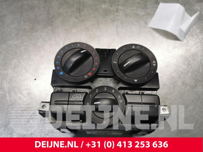 Mercedes Vito Kachel Bedieningspaneel O183637