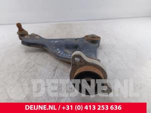 Mercedes Vito Querlenker unten rechts vorne O183626 foto 2