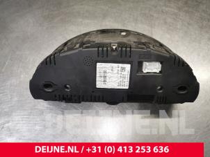 Mercedes Vito Kilometerteller KM O183638 foto 3