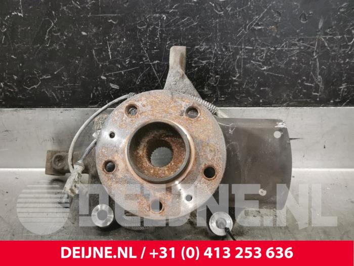 Opel Vivaro Knuckle, front left O183783