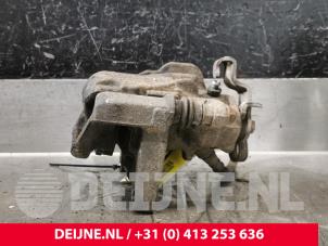 Opel Vivaro Rear brake calliper, right O183803 photo 2