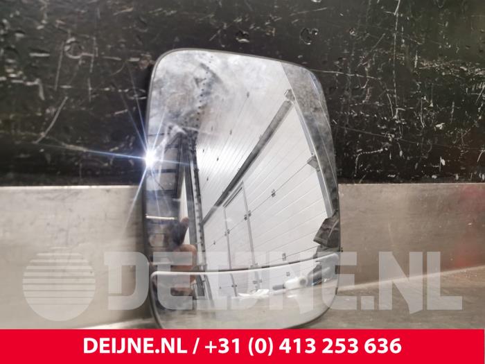 Opel Vivaro Mirror glass, left O183813