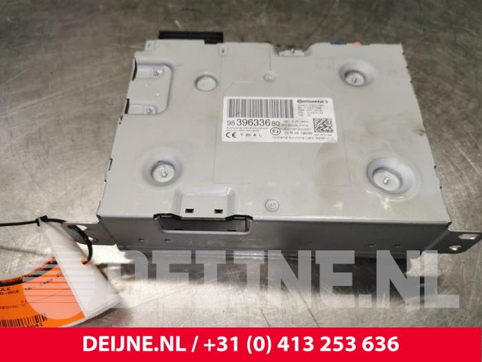 Gebruikte Radio module Toyota ProAce Electric Worker Prijs € 423,50 Inclusief btw aangeboden door van Deijne Onderdelen Uden B.V.