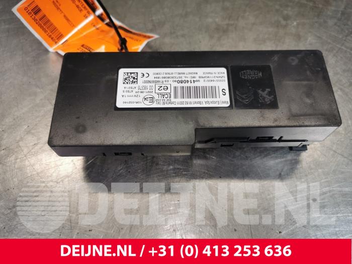 Toyota Pro-Ace Telefon Interface O184043