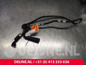 Volkswagen Crafter Adblue leiding O184070 foto 2