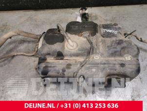 Gebruikte Tank adblue Opel Vivaro 1.6 CDTi BiTurbo Prijs € 423,50 Inclusief btw aangeboden door van Deijne Onderdelen Uden B.V.