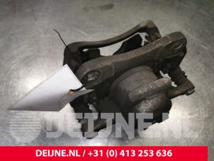 Ford Transit Courier Remklauw (Tang) rechts-voor O184280 foto 2