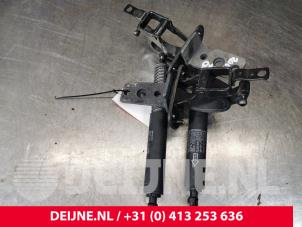 Volvo V70 Scharnier Heckklappe O184331 foto 3
