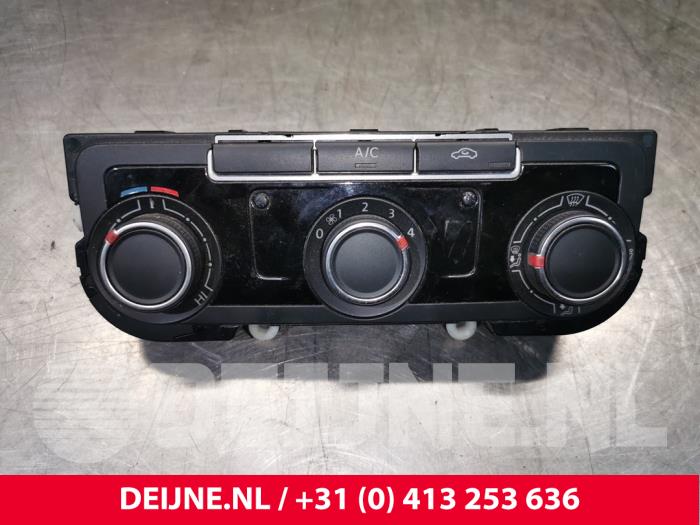 Volkswagen Caddy Heater control panel O184370