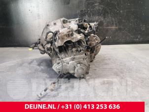 Peugeot Expert Gearbox O184731 photo 3