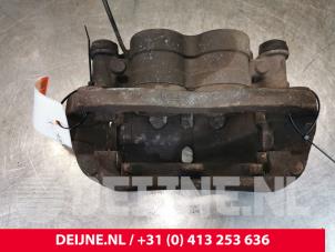 Mercedes Sprinter Remklauw (Tang) rechts-voor O184755 foto 2