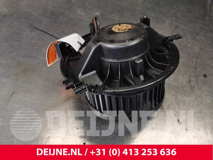 Volkswagen Crafter Heizung Belüftungsmotor O184756