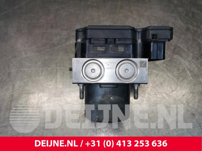 Volkswagen Crafter ABS Pumpe O184837