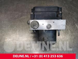Volkswagen Crafter ABS Pumpe O184837 foto 2
