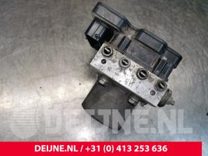 Volkswagen Crafter ABS Pumpe O184837 foto 3