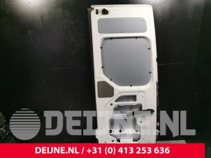 Volkswagen Crafter Minibus/van rear door O184839 photo 2