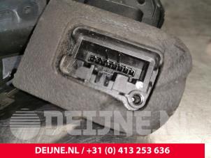 Volkswagen Crafter Deurslot Mechaniek 2Deurs links O184858 foto 3