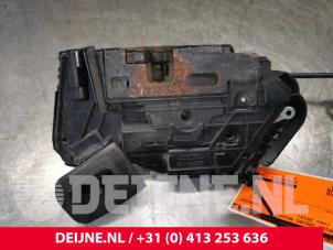 Volkswagen Crafter Deurslot Mechaniek 2Deurs rechts O184859 foto 3