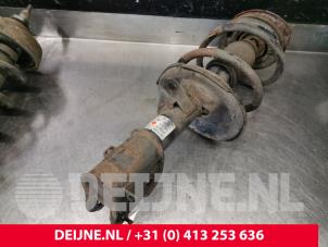 Hyundai H300 Schokdemperpoot links-voor O185053 foto 3