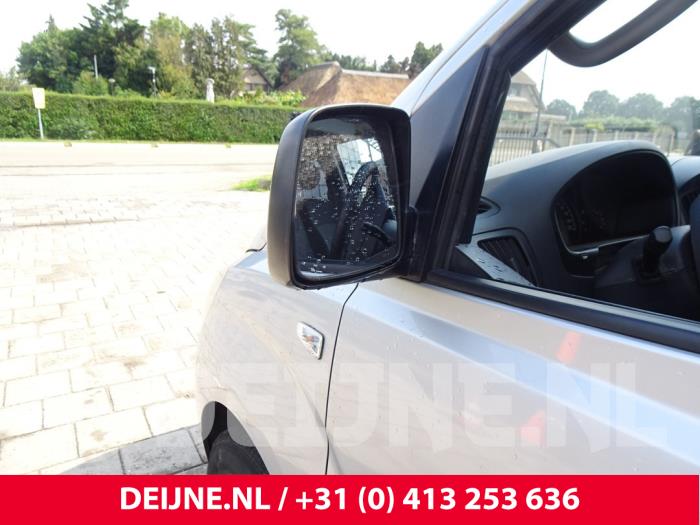 Hyundai H300 Außenspiegel links O185071