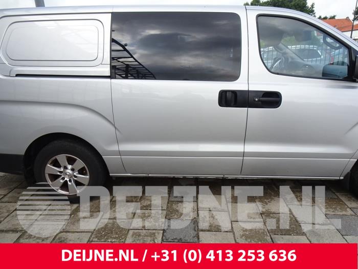 Hyundai H300 Schiebetür rechts O185116