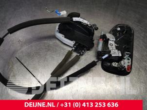 Gebruikte Deurslot Mechaniek 2Deurs links Nissan NV 200 (M20M) 1.5 dCi 86 Prijs € 60,50 Inclusief btw aangeboden door van Deijne Onderdelen Uden B.V.