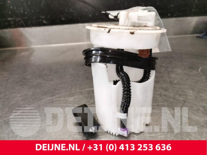 Gebruikte Tank element Pomp Nissan NV 200 (M20M) 1.5 dCi 86 Prijs € 48,40 Inclusief btw aangeboden door van Deijne Onderdelen Uden B.V.