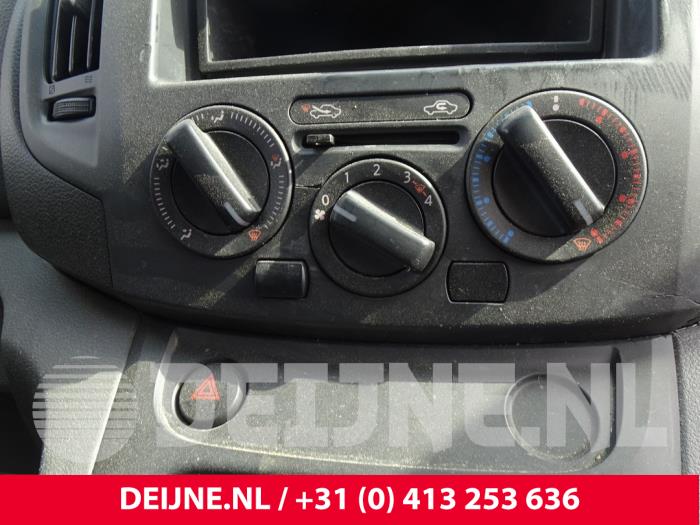 Nissan NV200 Heater control panel O185240