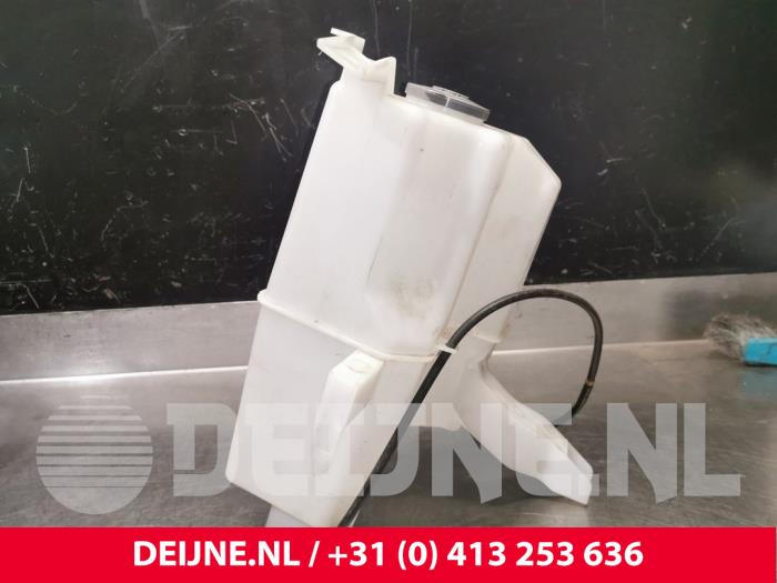 Nissan NV200 Scheibensprühertank vorne O185251