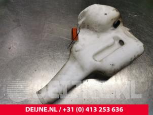 Mercedes Sprinter Front windscreen washer reservoir O185361 photo 3