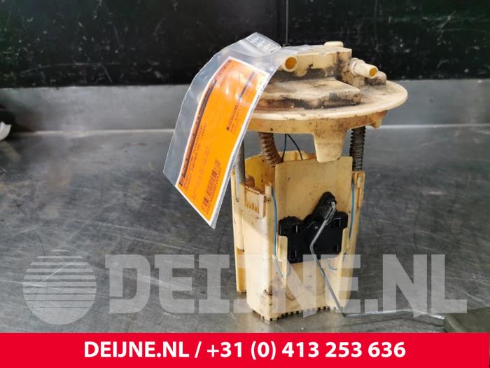 Gebruikte Tank element Pomp Peugeot Partner Prijs € 48,40 Inclusief btw aangeboden door van Deijne Onderdelen Uden B.V.