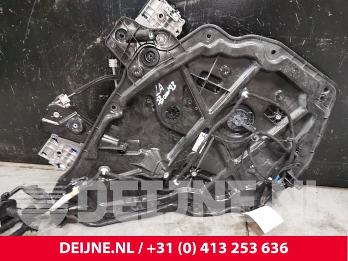 Tesla Model Y Fenstermechanik 4-türig links hinten O185402
