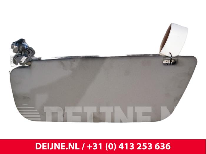 Volkswagen Crafter Zonneklep O185409