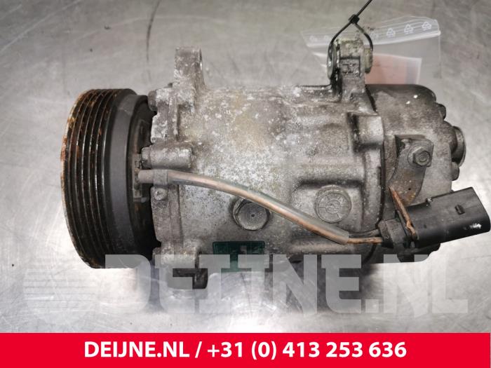 Volkswagen Caddy Aircopomp O185520