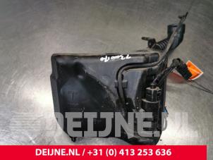 Tesla Model 3 Scheibensprühertank vorne O185581 foto 3