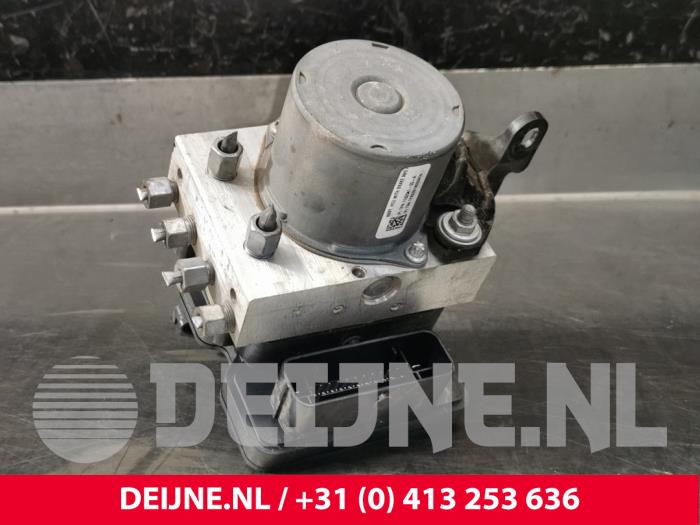 Tesla Model 3 ABS Pumpe O185598