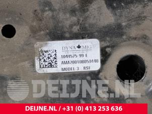 Tesla Model 3 Draagbalk achter O185607 foto 2