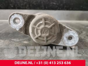 Tesla Model 3 Schokdemper rechts-achter O185625 foto 3
