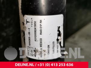 Tesla Model 3 Schokdemperpoot rechts-voor O185627 foto 3