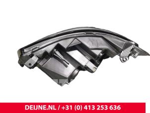 Renault Master Koplamp rechts O9990001831 foto 4