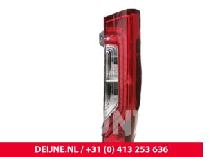 Nieuwe Achterlicht rechts Mercedes Sprinter Prijs € 229,90 Inclusief btw aangeboden door van Deijne Onderdelen Uden B.V.