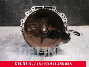 Renault Maxity Gearbox O186408 photo 2