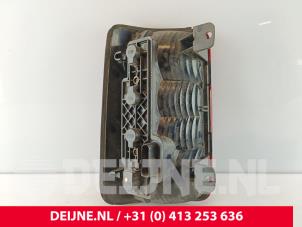 Volkswagen Caddy Taillight, right O186424 photo 2