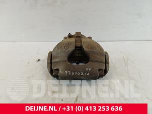 Volkswagen Transporter Bremszange rechts vorne O186726 foto 2