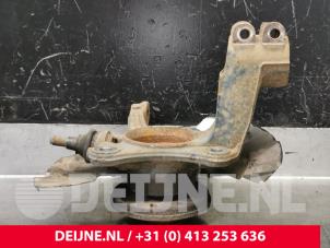 Volkswagen Transporter Achsschenkel links vorne O186796 foto 2