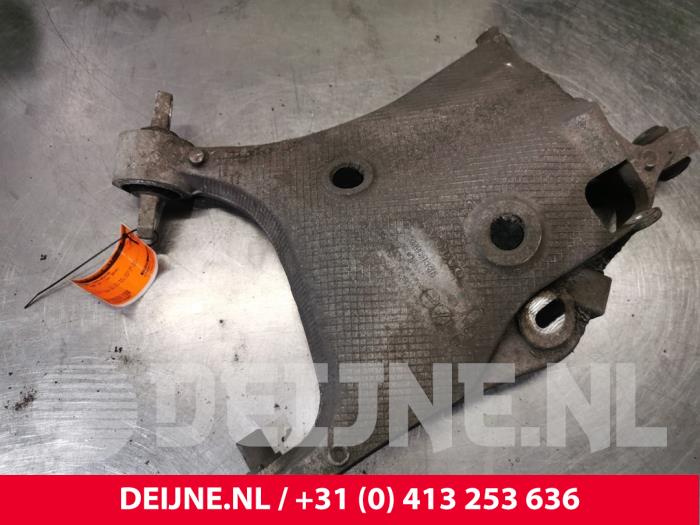 Volvo XC90 Draagarm links-achter O186965