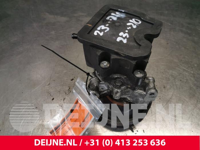 Mercedes Sprinter Power steering pump O187002