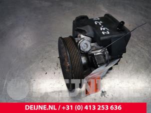 Mercedes Sprinter Power steering pump O187002 photo 3